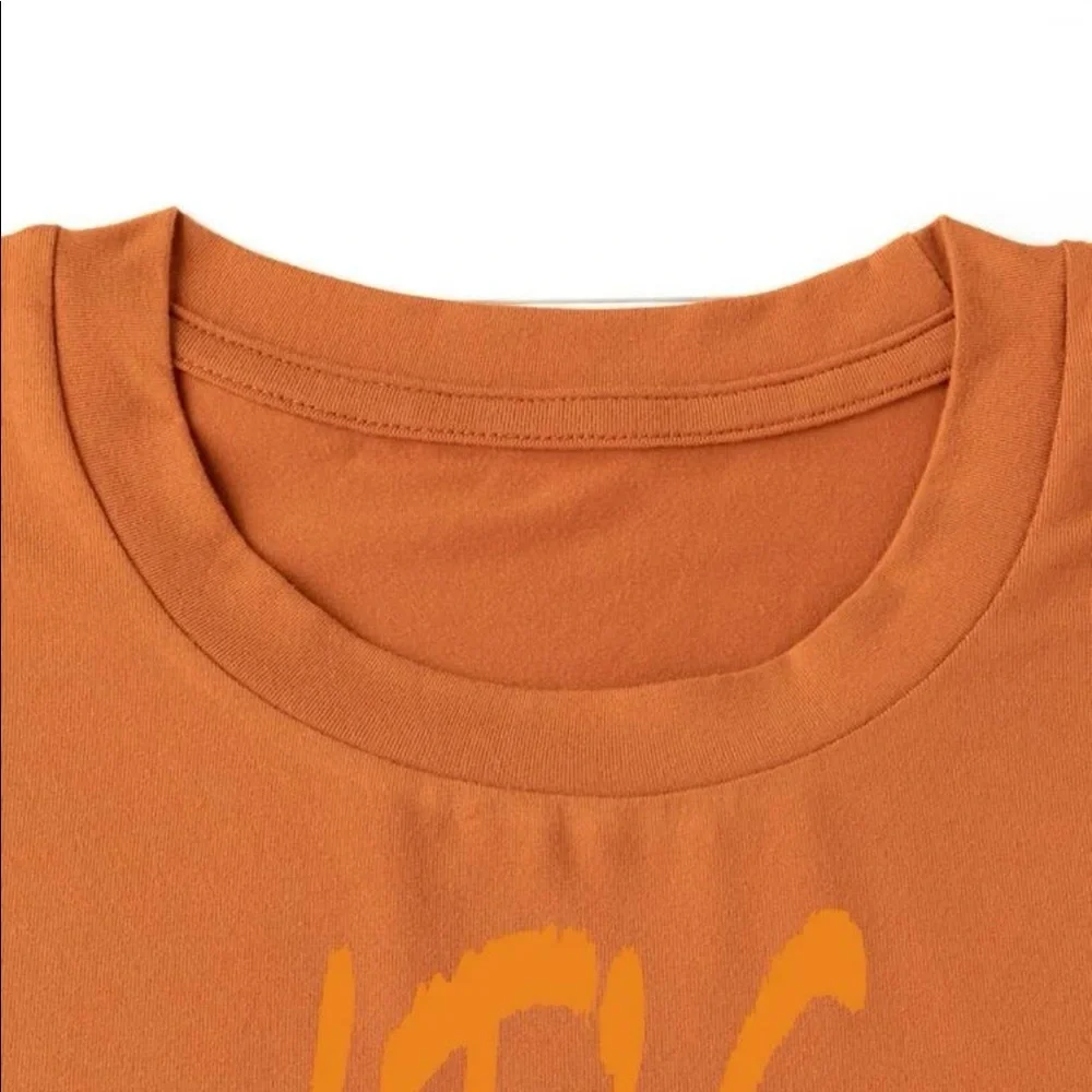 Plus Size Halloween Graphic Top 🎃 - Picture 4 of 4